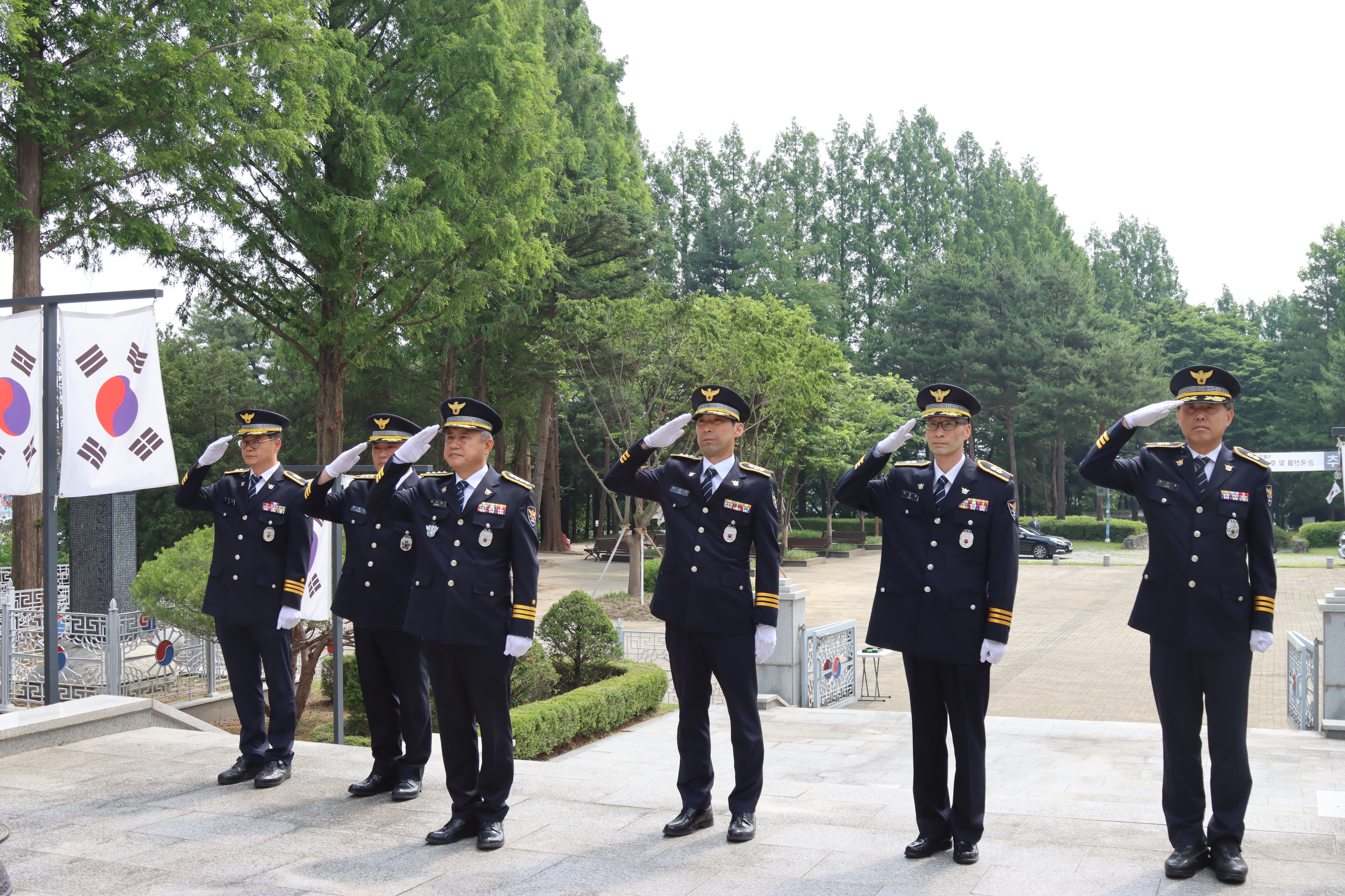 23. 6. 5. 현충일 기념 충령탑 참배